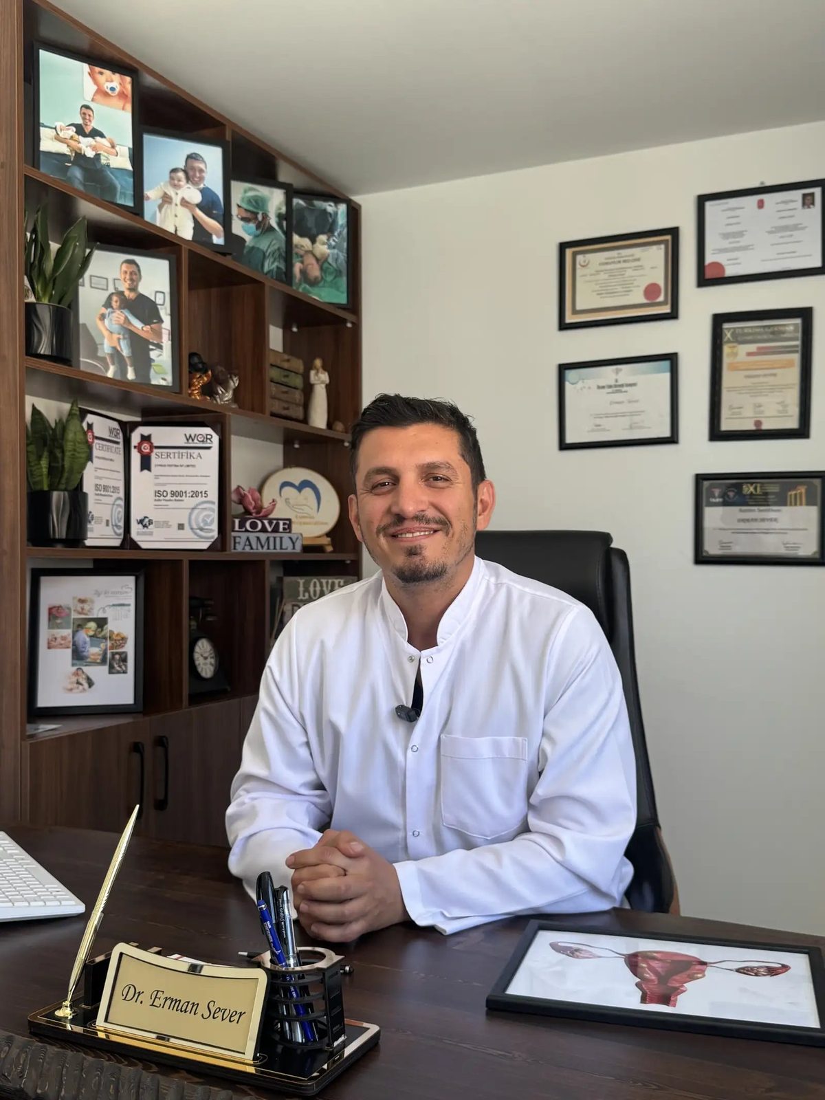 د. أرمان سيفر — استشاري النساء والتوليد وأطفال الأنابيب